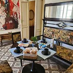 La Maison Royale