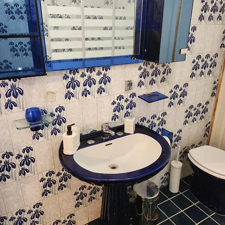 Alojamento de Acomodação e Pequeno-almoço La Maison Royale