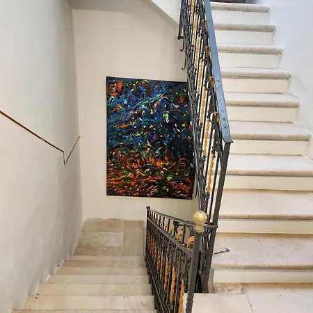 Bed & Breakfast La Maison Royale *