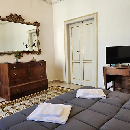 Bed & Breakfast La Maison Royale